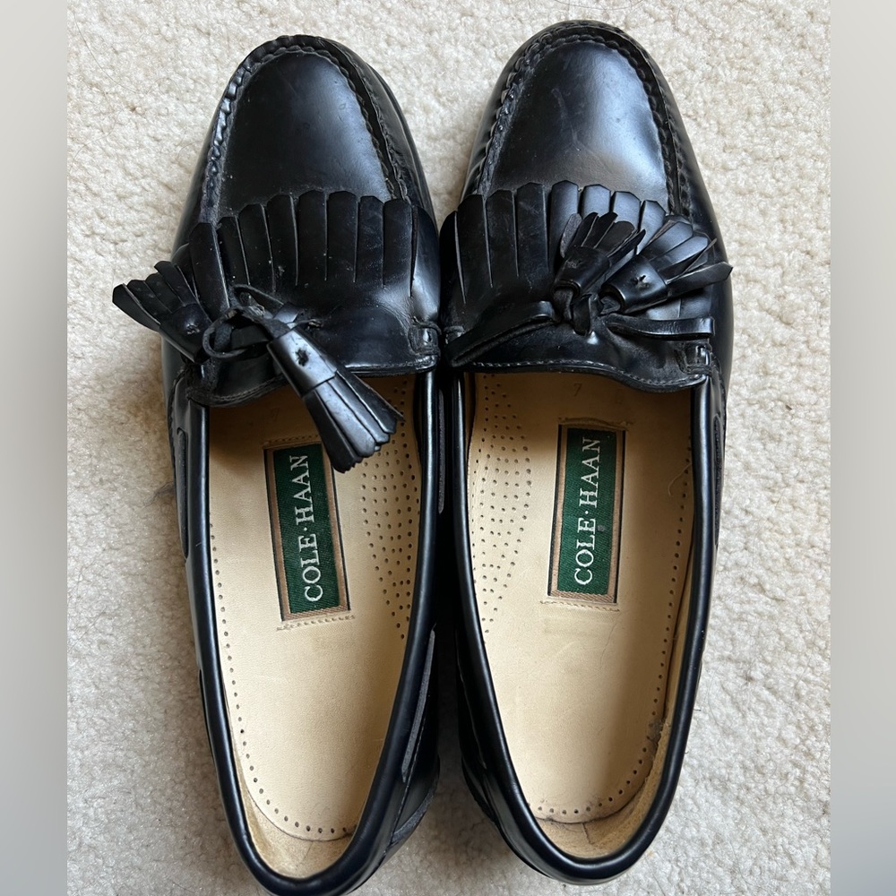 Cole Haan Black Leather Loafers - size 7
